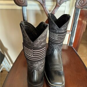 Ariat Men’s Square Toe Patriotic Cowboy Boots size 8